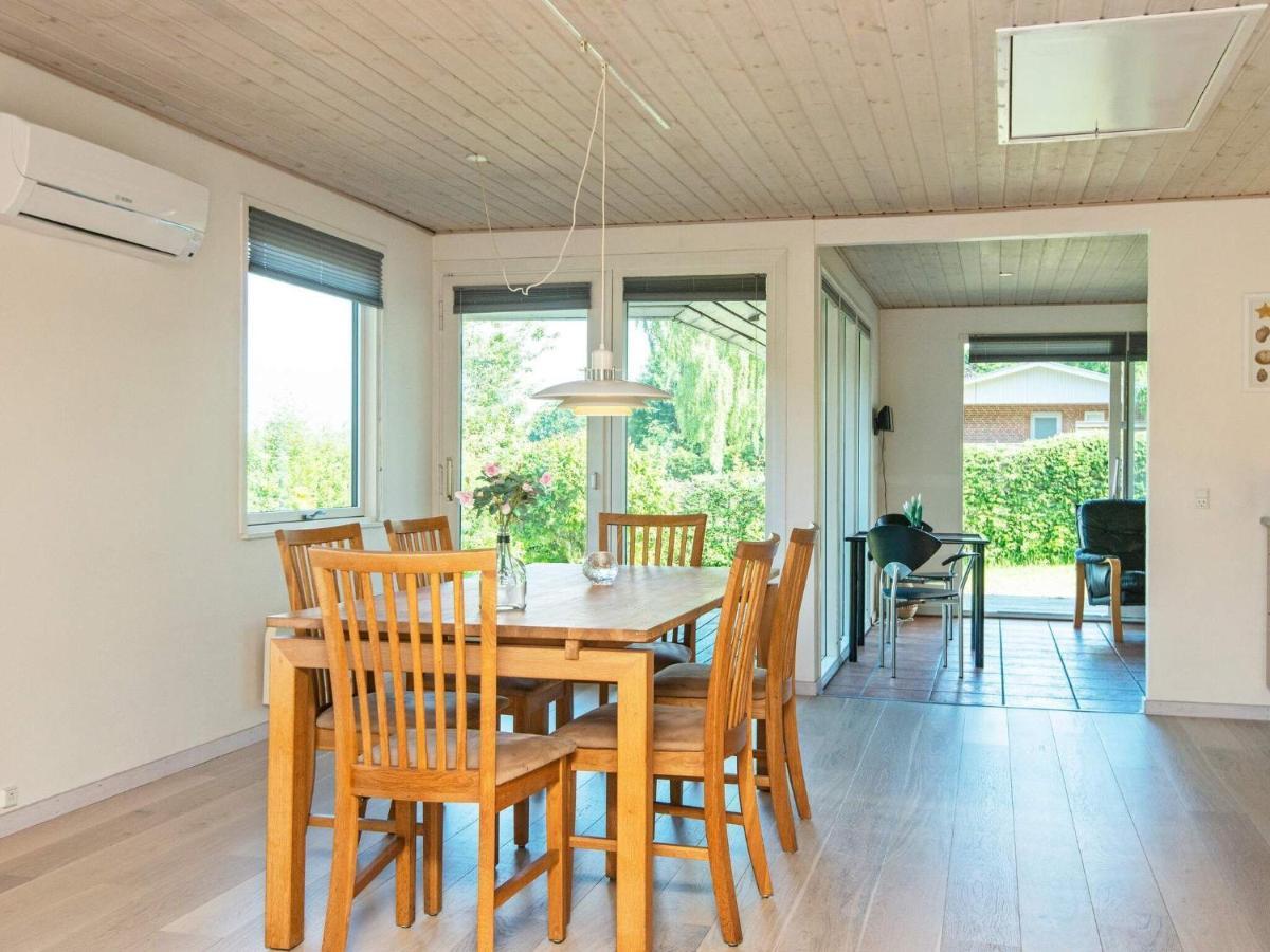 4 Person Holiday Home In B Rkop Borkop Luaran gambar